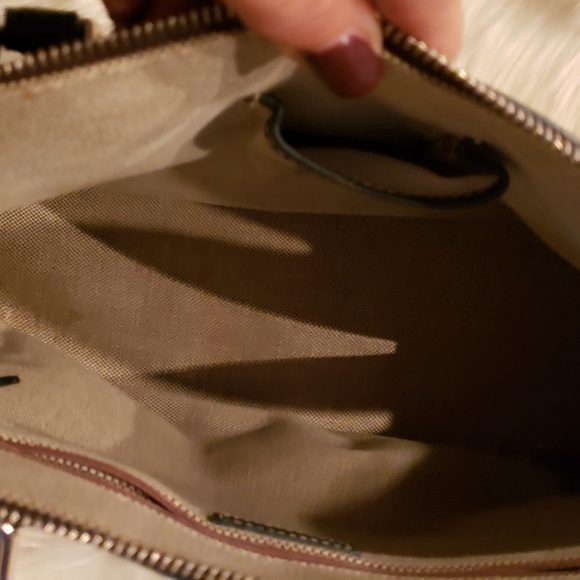 Dooney & Bourke handbag - Picture 7 of 8